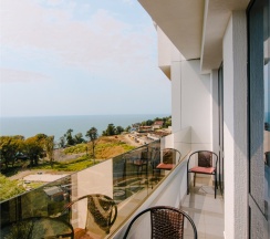 Апартаменты Студия Делюкс (38 м2, с балконом) в SeaRent-Крымский