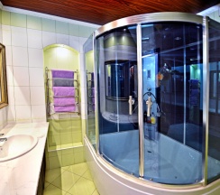 Апартаменты с 3 комнатами с балконом и с видом на горы в Малибу