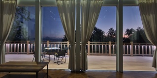 Петропавловск-Камчатский: Коттедж UpLodge