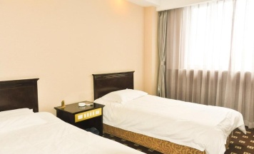 Двухместный номер Business 2 отдельные кровати в Huilong Tower Hotel