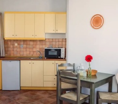 Двухместные апартаменты c 1 комнатой (двуспальная кровать) в Iliana Hotel