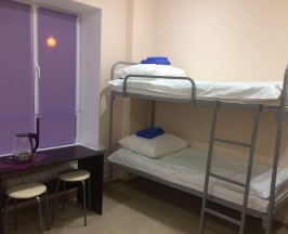 Кровать в 4-местном общем номере в Арт-Хостел