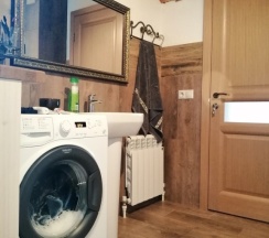 Коттедж с 3 комнатами в Альпийская усадьба Поречье