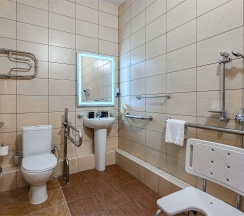 Стандарт Комфорт 2-комнатный для маломобильных гостей (Handicapted Comfort two-room) в Екатерининский квартал