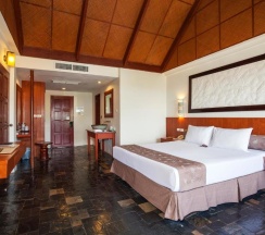 Двухместный номер Deluxe с видом на море двуспальная кровать в Karona Resort & Spa