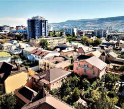 М.Горького 85Б. 1-комн.кв., 10-этаж, 128 в АнтиОтель