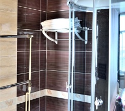 №11. Семейный номер с двуспальной кроватью, диваном и видом на Байкал в Прибой