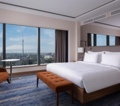 Номер полулюкс в Radisson Blu Olympiyskiy Hotel Moscow
