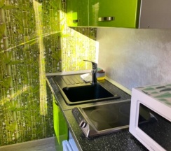 Двухкомнатная студия с кухней в Green home