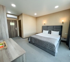 Номер стандарт с 1 двуспальной кроватью в Grand sapphire hotel