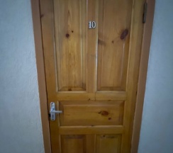 Люкс с 2 комнатами в Яна