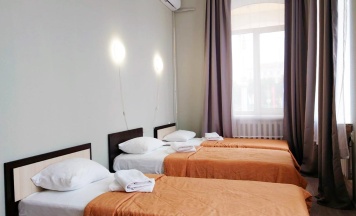 Кровать в 3-местном общем номере в Smart Hotel KDO Воронеж