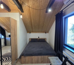 Двухместный номер Standard Мансарда рядом с пляжем двуспальная кровать в Бунгало у реки