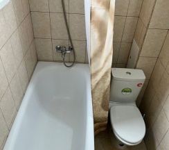 Трёхместный номер Comfort с балконом в Некрасовка