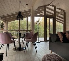 Душа - дача с дровяным камином и бочкой фурако в Domingo Dacha