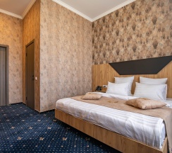 Стандартный двухместный номер в Full House