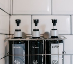 Двухместный номер Superior с балконом и с видом на город 2 отдельные кровати в Sugar Ohana Poshtel