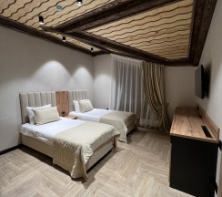 Двухкомнатный семейный ЛЮКС с кухней в Tash maral