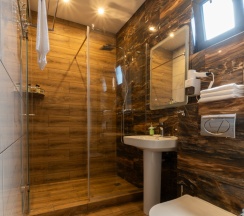 Двухместный семейный номер Superior двуспальная кровать в Легенда