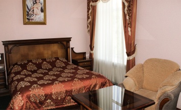 Студия в Атлантида