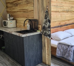 Любовь в Hut house