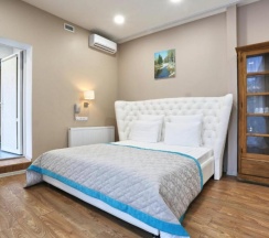 Люкс с террасой в U Hotel