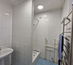 Кровать в 12-местном общем номере в Key2Home