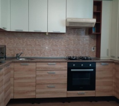 1-комнатные апартаменты студия Г.Чебаркуль, ул.Карпенко, д. 4в, кв.65 (мансарда) в Уютная студия на улице Карпенко 4В