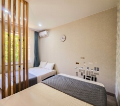 DELUXE APARTMENT СТУДИЯ С БАЛКОНОМ И ВИДОМ НА ЛЕС в Deluxe apartments