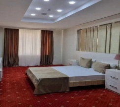 Двухместный номер Superior с видом на город двуспальная кровать в Lara Hotel & Spa