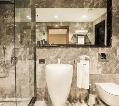 Двухместный люкс двуспальная кровать в Zeniva Hotel