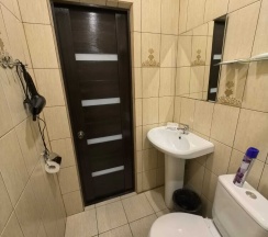 Люкс 1 № 4 с балконом в Luxury