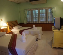 Двухместный номер Standard 2 отдельные кровати в C & C Resort Nangrong