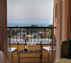 Номер Premium с балконом и с видом на море в The Drisco Hotel Tel Aviv - Relais & Chateaux