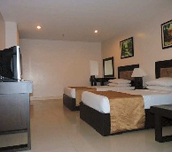 Семейный номер Standard в Paragon Tower Hotel