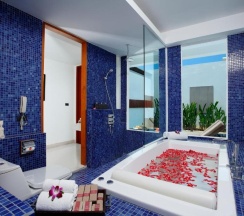 Pool вилла с лифтом в La Flora Resort Patong