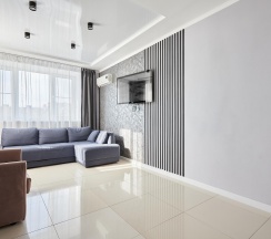 2-комнатные апартаменты люкс с 1 односпальной и 2 двуспальными кроватями в Ваш Комфорт Апарт на улице Дмитрия Благоева