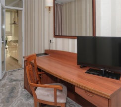 Люкс DBL Бизнес в Пионер люкс