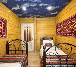 Трехкомнатный комфорт с общей террасой и видом на горы | 2 этаж в Hayat Haus