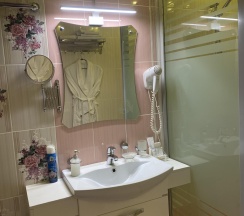 1-местный однокомнатный улучшенный номер (602, 603, 605) в Гармония