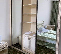 Люкс трехкомнатный в Империал