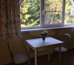 Семейный номер с видом на горы в Вилла Акация