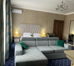 Студия с кухней в Хан