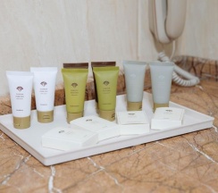 Двухместный номер Garden Deluxe с видом на город двуспальная кровать в Garden Park Inn