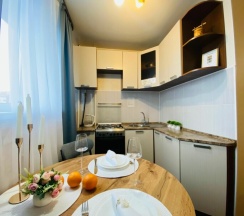 Ленинградский проспект 10 (1к) 2+2 (Юг) в Пять Звёзд Новый Уренгой