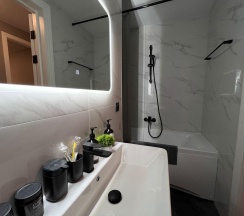 3-местные апартаменты люкс Балаклавский проспект д 15 с 1 двуспальной кроватью в Rent_me