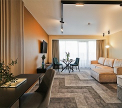 Сити Вип 7 в Ластадие