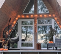 Двухместные апартаменты Deluxe с видом на реку двуспальная кровать в Fraubu.camp