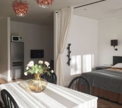 Студия в Happy Holidays Family Apartments 