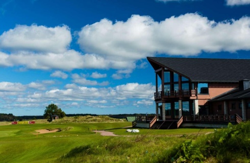д. Лопухинка: Отель Gorki Golf&Resort